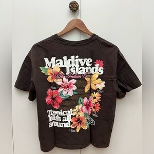 BERSHKA Tropical Islands Crop Top